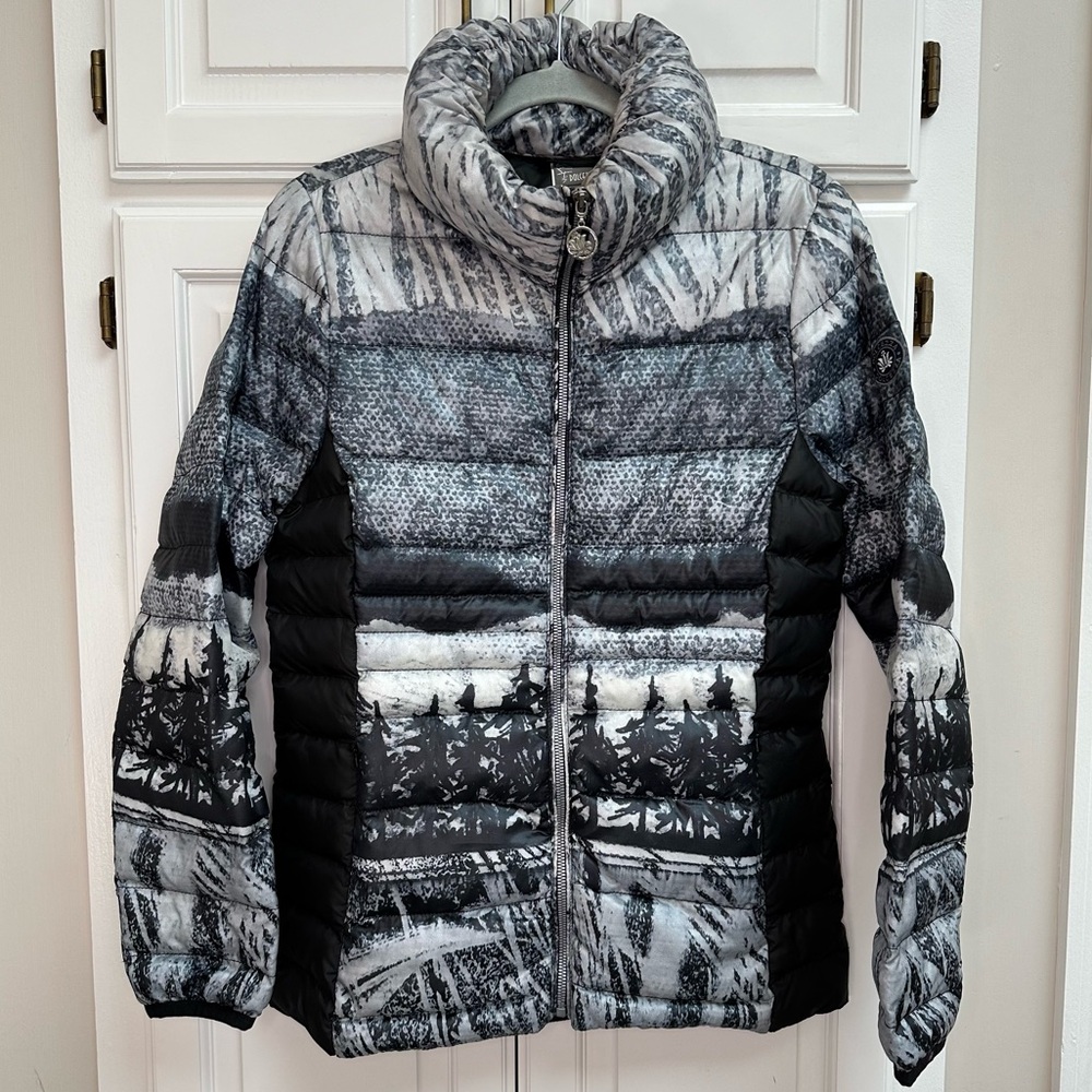 Dolcezza Simply Art Puffer Jacket Black & White Winter Forest Scene Size XS